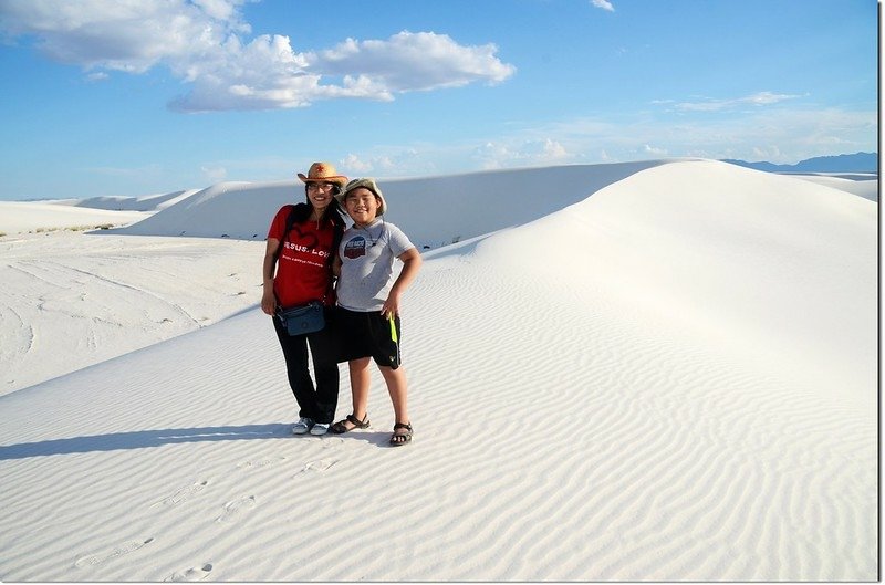 Hiking at the Alkali Flat Trail 8