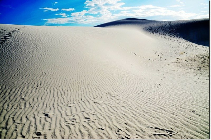 View of white sand dune with ripples in White Sands National Monument 1