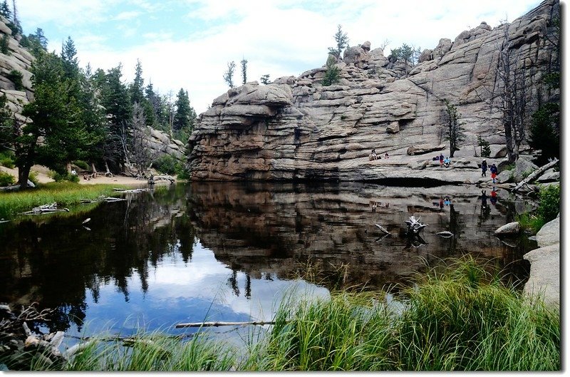 First view of Gem Lake, looking north 1