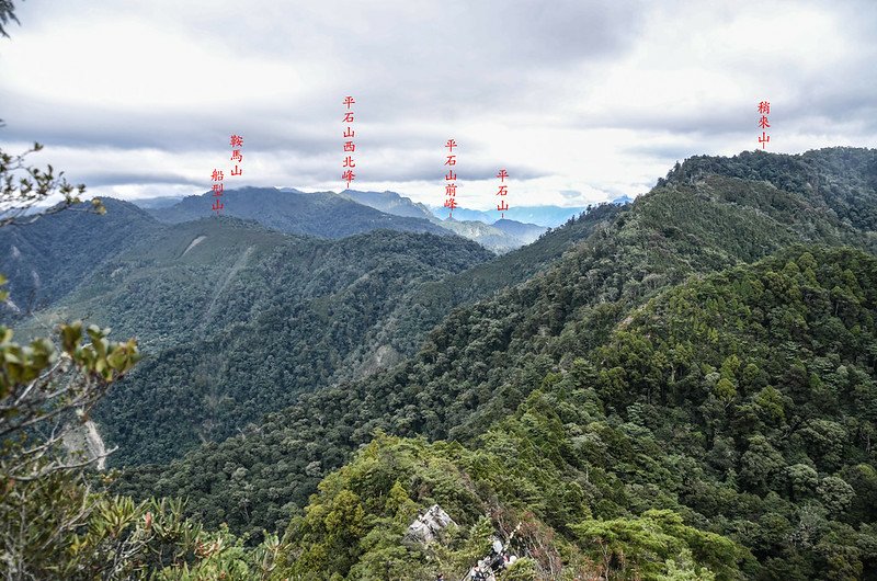 鳶嘴山山頂東邊展望 1