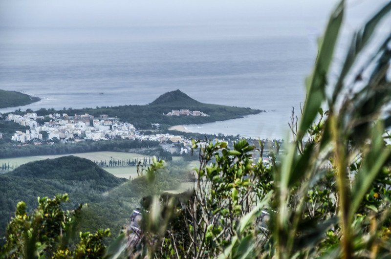 大山母山山頂東南俯瞰青蛙石