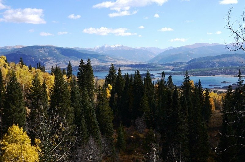 Looking east to mountains from Lily Pad Lake Trail near 9,800 ft (2)