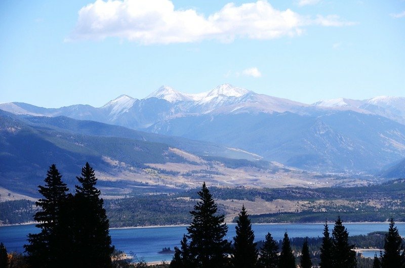 Looking east to mountains from Lily Pad Lake Trail near 9,800 ft (3)