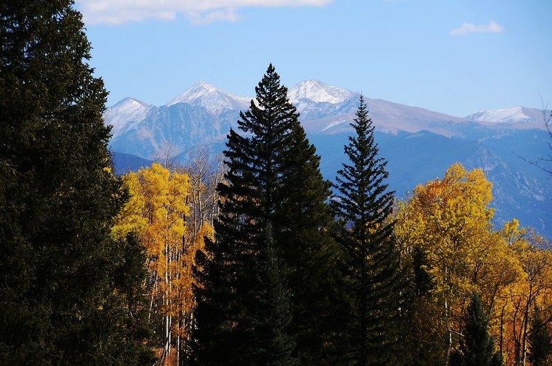 Looking east to Grays &amp; Torreys Peaks from Lily Pad Lake Trail