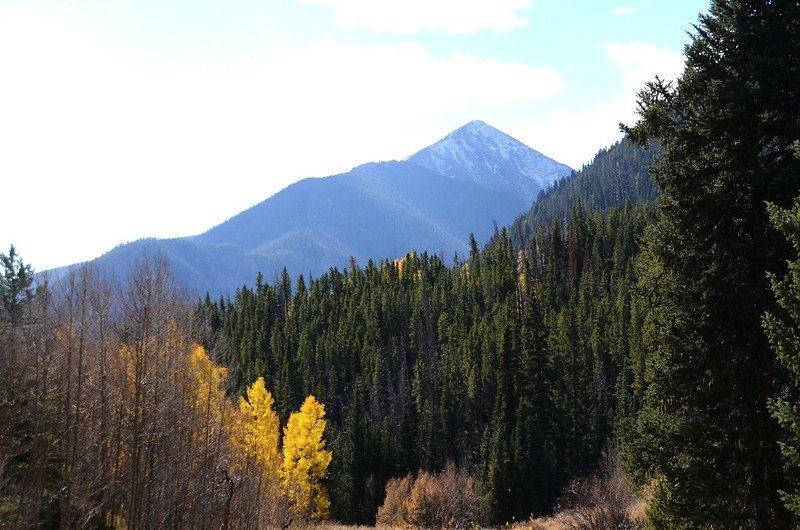 Looking south to Peak 1 from Lily Pad Lake Trail (3)