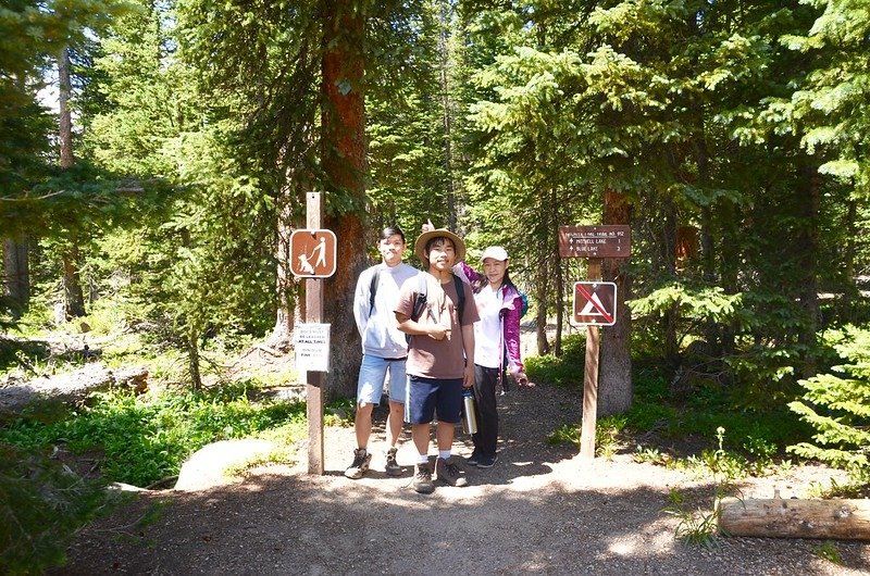 Mitchell Lake Trailhead (2)