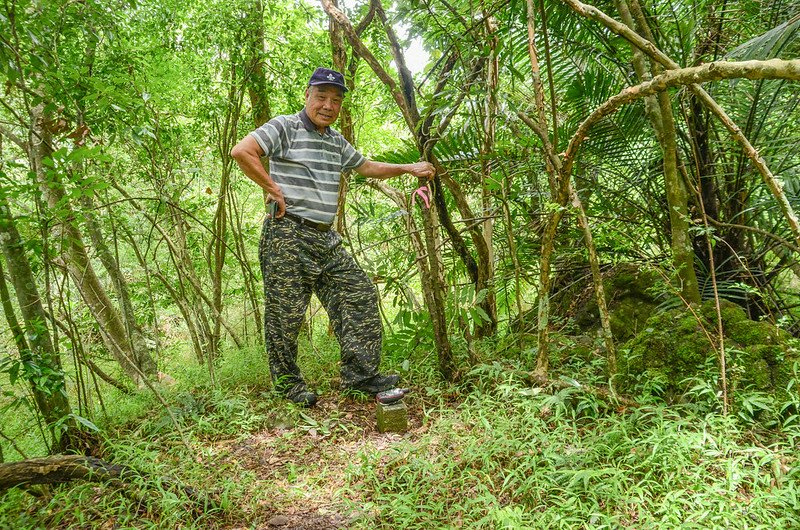 塔羅留山南峰山頂