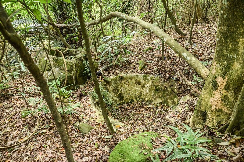 龍頂山山頂筍塹遺址