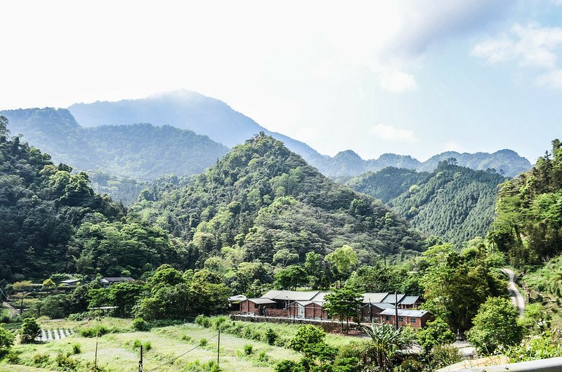 蓮花山觀音仙水附近南眺鵝公髻山