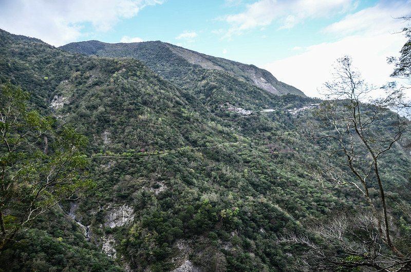 小鬼湖林道西北望阿禮部落、井步山