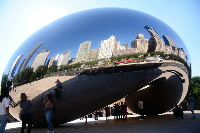 The Bean (Cloud Gate) in Chicago Millennium Park (3)