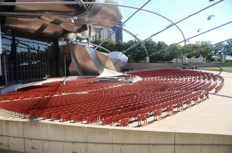 Jay Pritzker Pavilion (1)