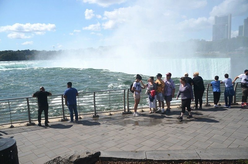 View to southwest at Horseshoe Falls from The Terrapin Point (6)