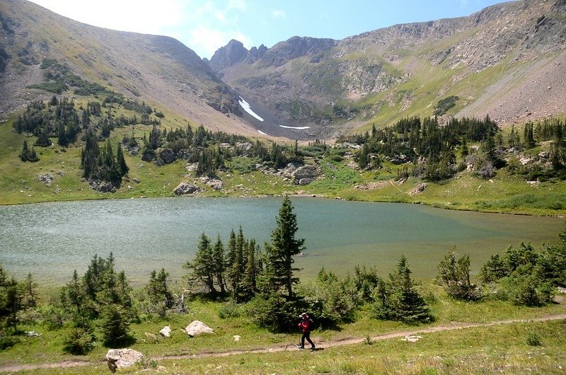 Rogers Pass Lake (23)