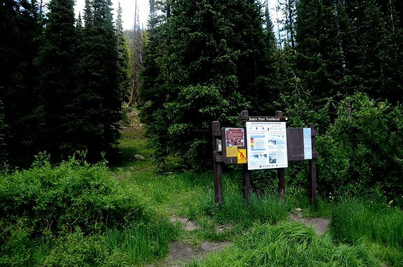 Jones Pass Trailhead