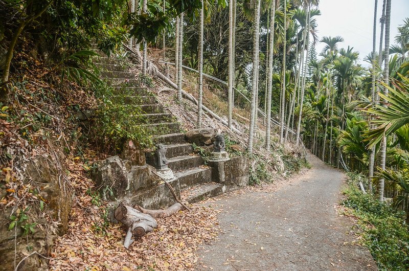 牛轀轆山登山階梯