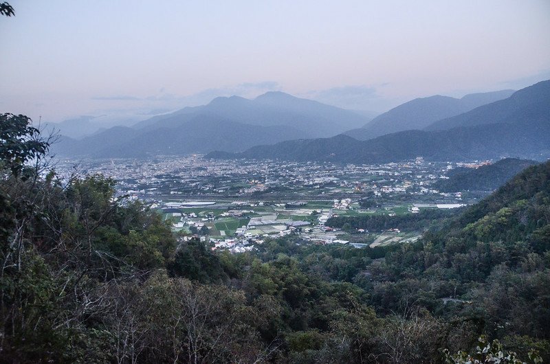 白葉山產道北邊俯瞰埔里市區 (4)