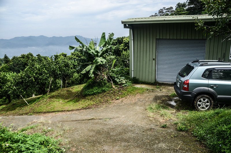 蘇魯山東峰果園工寮停車處