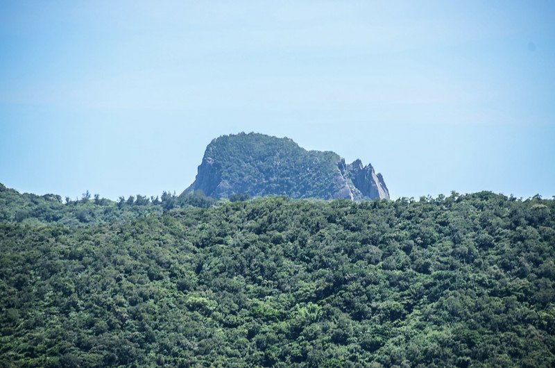 港口山西南眺望墾丁大尖石山