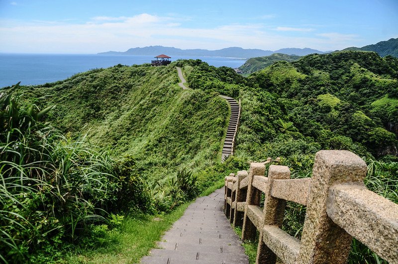 鼻頭山步道稜谷線 (2)