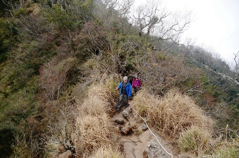 加里山岩頂觀景點下稜線