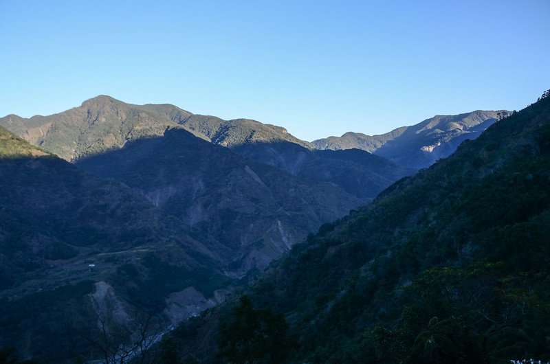 鐵本山產道西眺群山(H 1187m) (4)