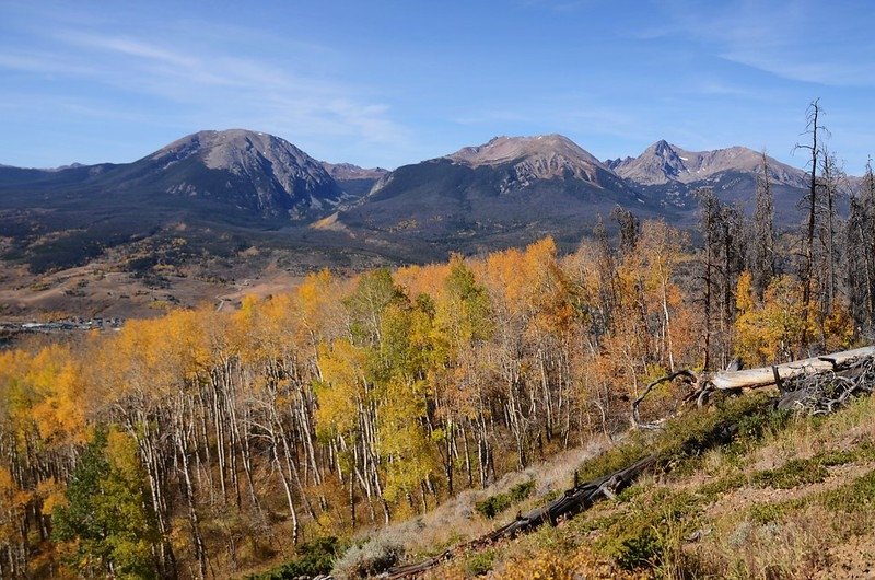 Taken from the viewpoint with a bench on the Ptarmigan Peak Trail (3)