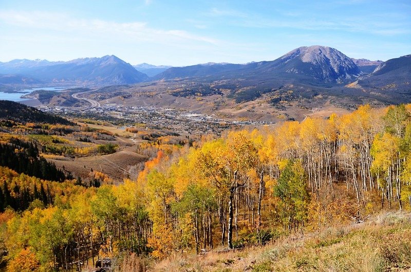 Taken from the viewpoint with a bench on the Ptarmigan Peak Trail (10)