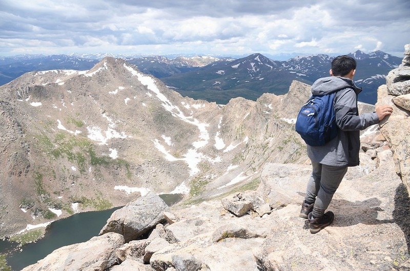 The final part of the trail travels along the south slope of Mount Evans&apos; west ridge (18)