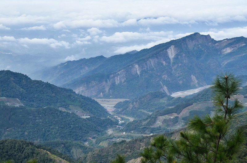 船型山林道3.8K西北俯眺大安溪、大克山