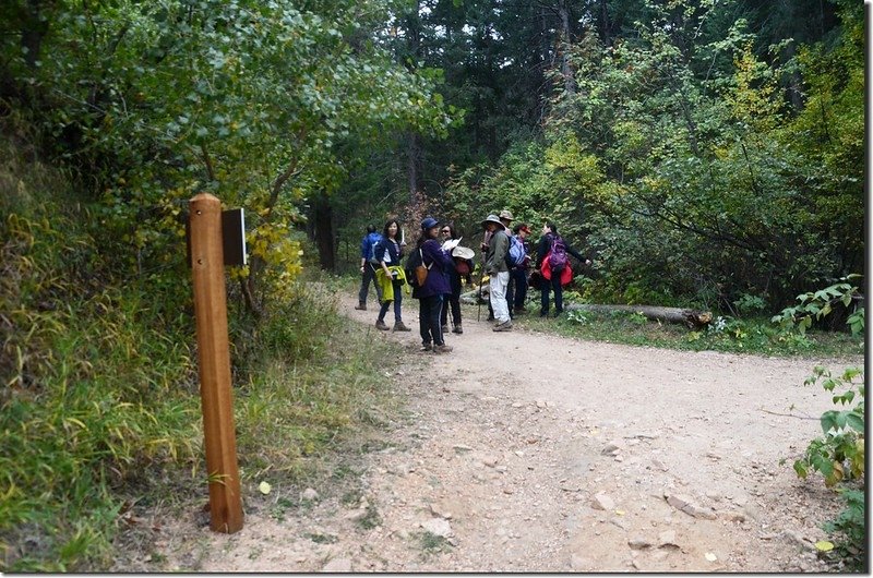 Intersection of Plymouth Creek Trail &amp; Plymouth Mountain Trail 2