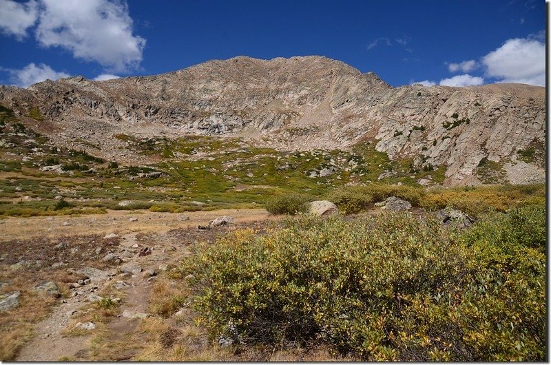 A flat platform terrain near 11,586 ft. (1)