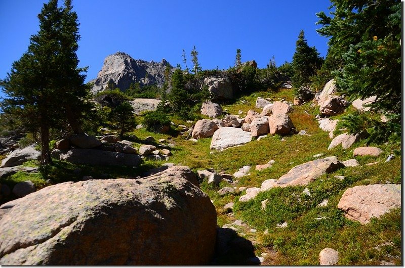 Looking up at Arrowhead from the trail near Shelf Lake