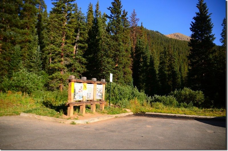 Silver Dollar Lake 1st Trailhead