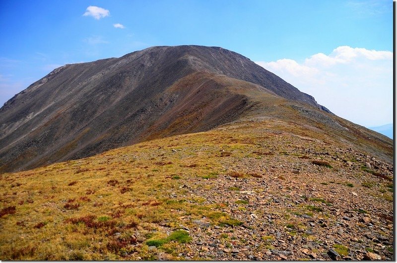 Looking towards Square Top Mountain from the saddle between Square Top &amp; Argentine