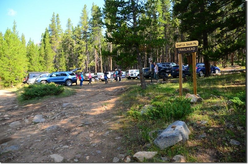 Shelf Lake Trailhead Parking lot