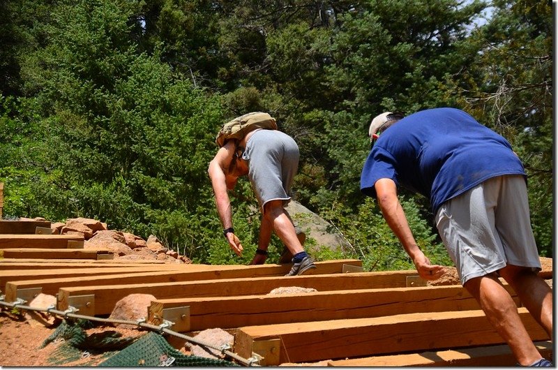 Hikers climbing up the Manitou Incline in Manitou Springs (3)