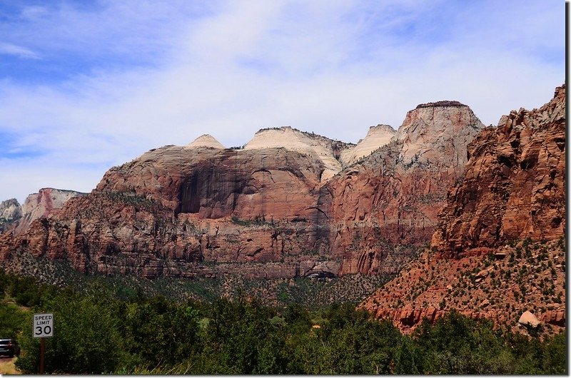 Scenic along Zion-Mt. Carmel Highway (7)