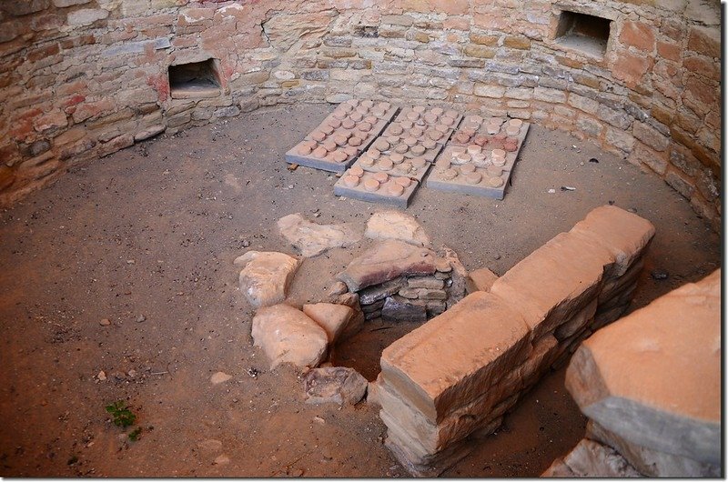 Kiva at Cliff Palace 1