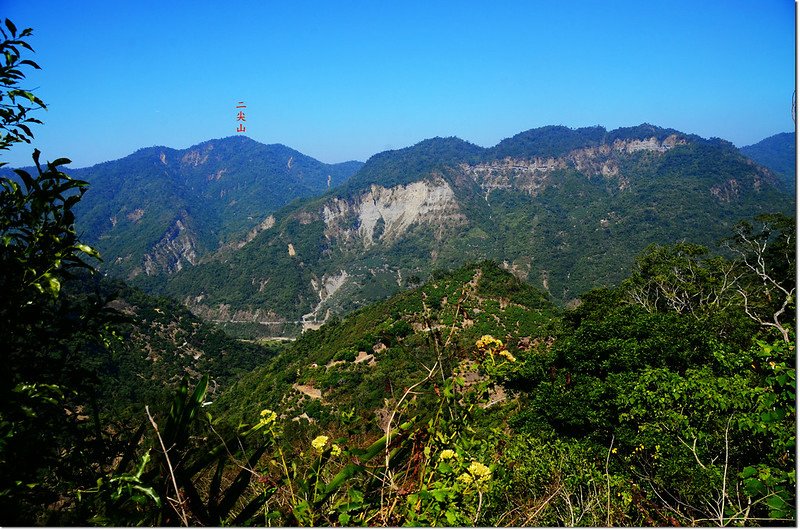 竹頭山山頂西北望 1