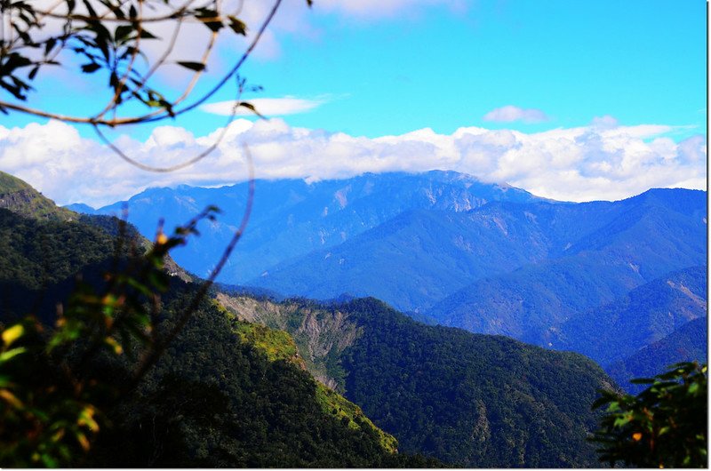 幾阿佐名山山頂東北眺玉山群峰