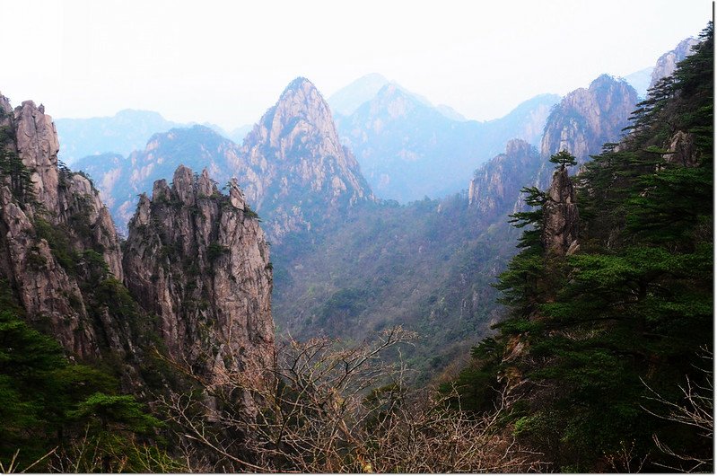 北海散花塢景點展望（左為筆架峰，右為夢筆生花）