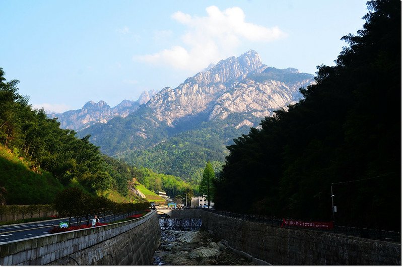 湯口望黃山 (3)