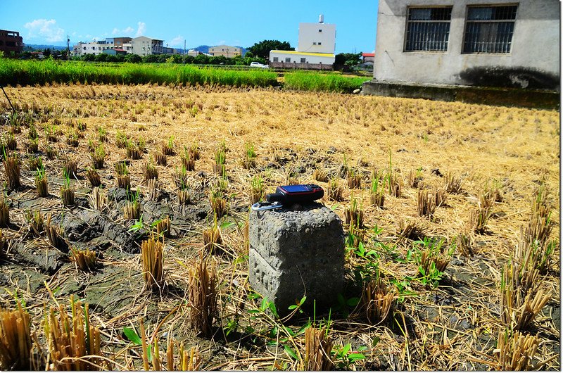 番子田總督府土木局基點(# 8-30 Elev. 78 m) 1