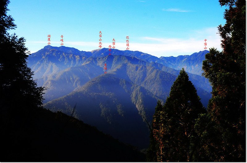 佳仁山林道東南眺雪山西稜 1