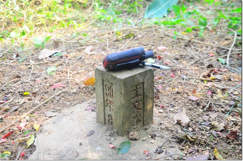 加路卡恩山水利局士文水庫L07水泥柱（Elev. 220 m) 2