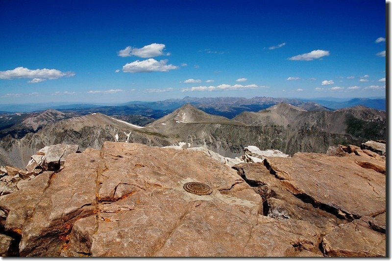 Benchmark on the summit of Quandary Peak (7)