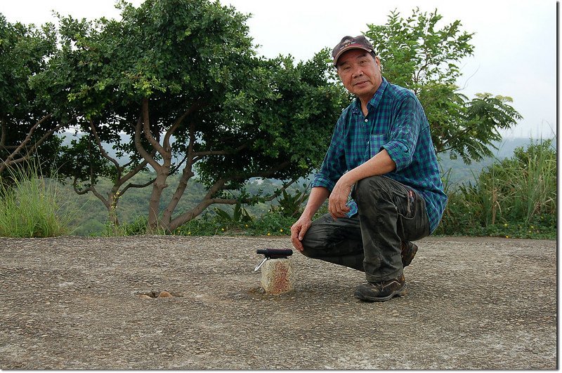 新路坑山(龜崙山)土地調查局圖根點