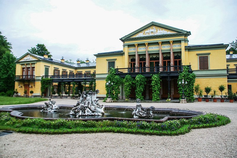 Kaiservilla u. Kaiserpark 1