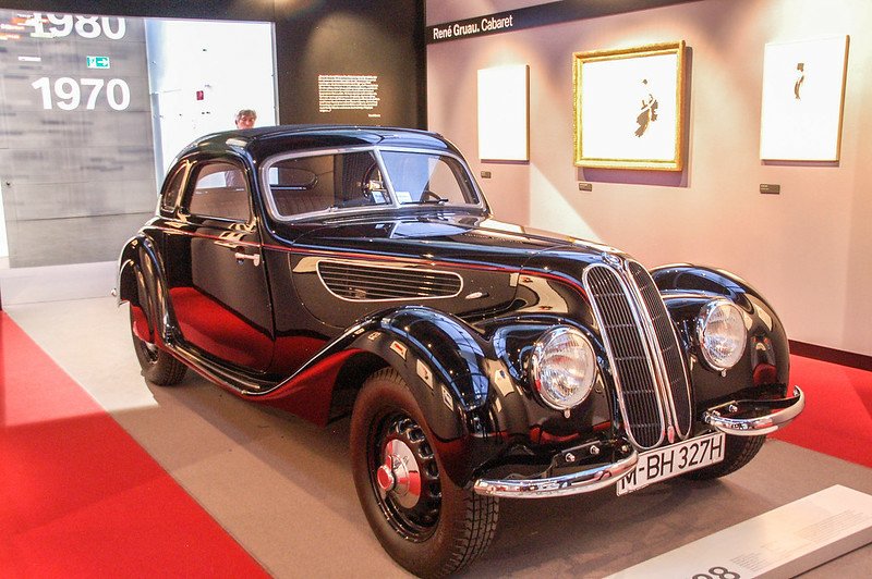 1938 BMW 327-28